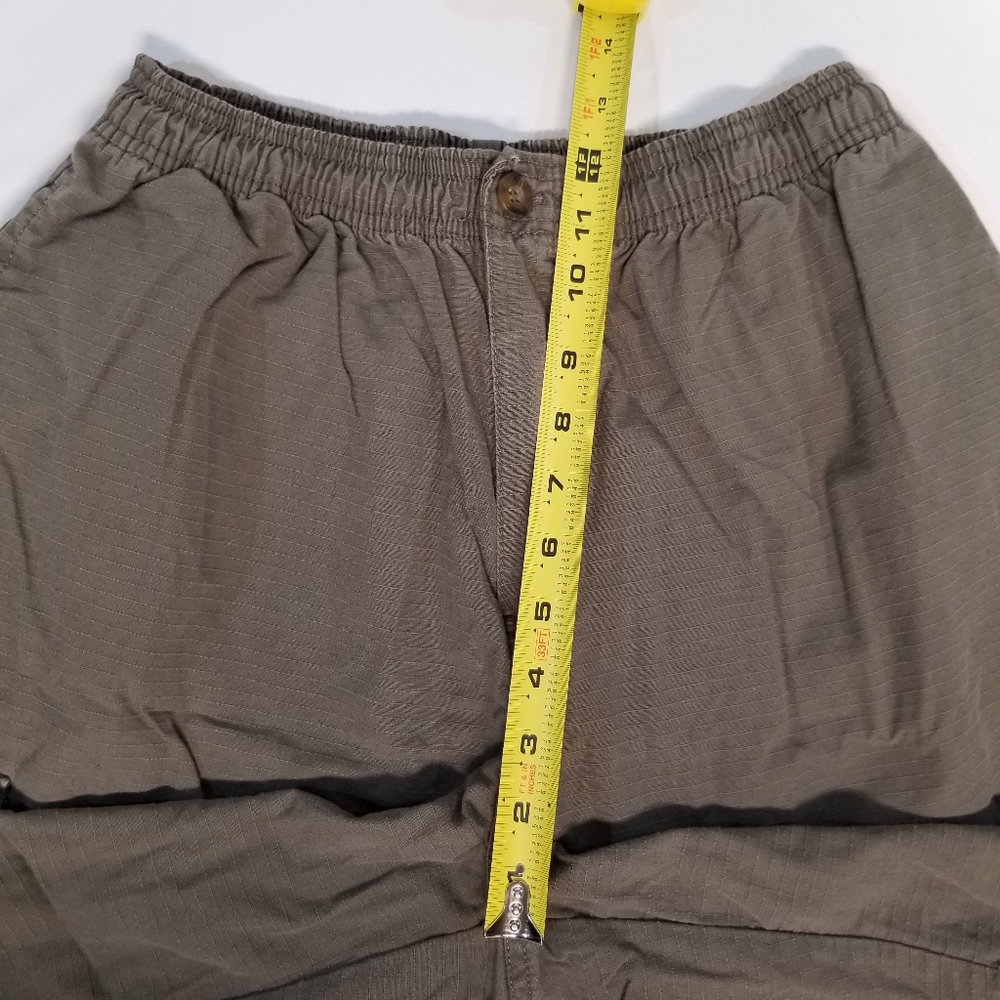 Umbro Mens Size M Cargo Shorts Army Green Draw String Elastic Waist Zipper Fly - Picture 11 of 13